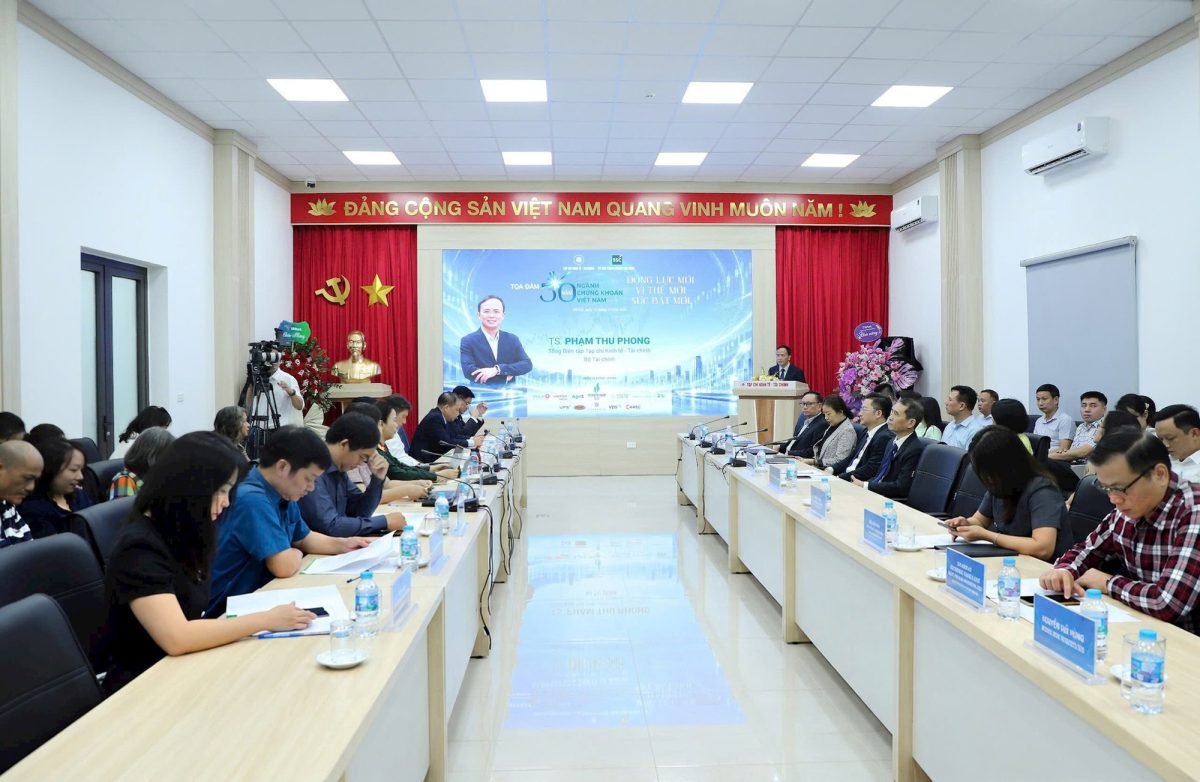 UBCKNN Vạch 6 Định Hướng Lớn Sau Khi Chứng Khoán Được Nâng Hạng